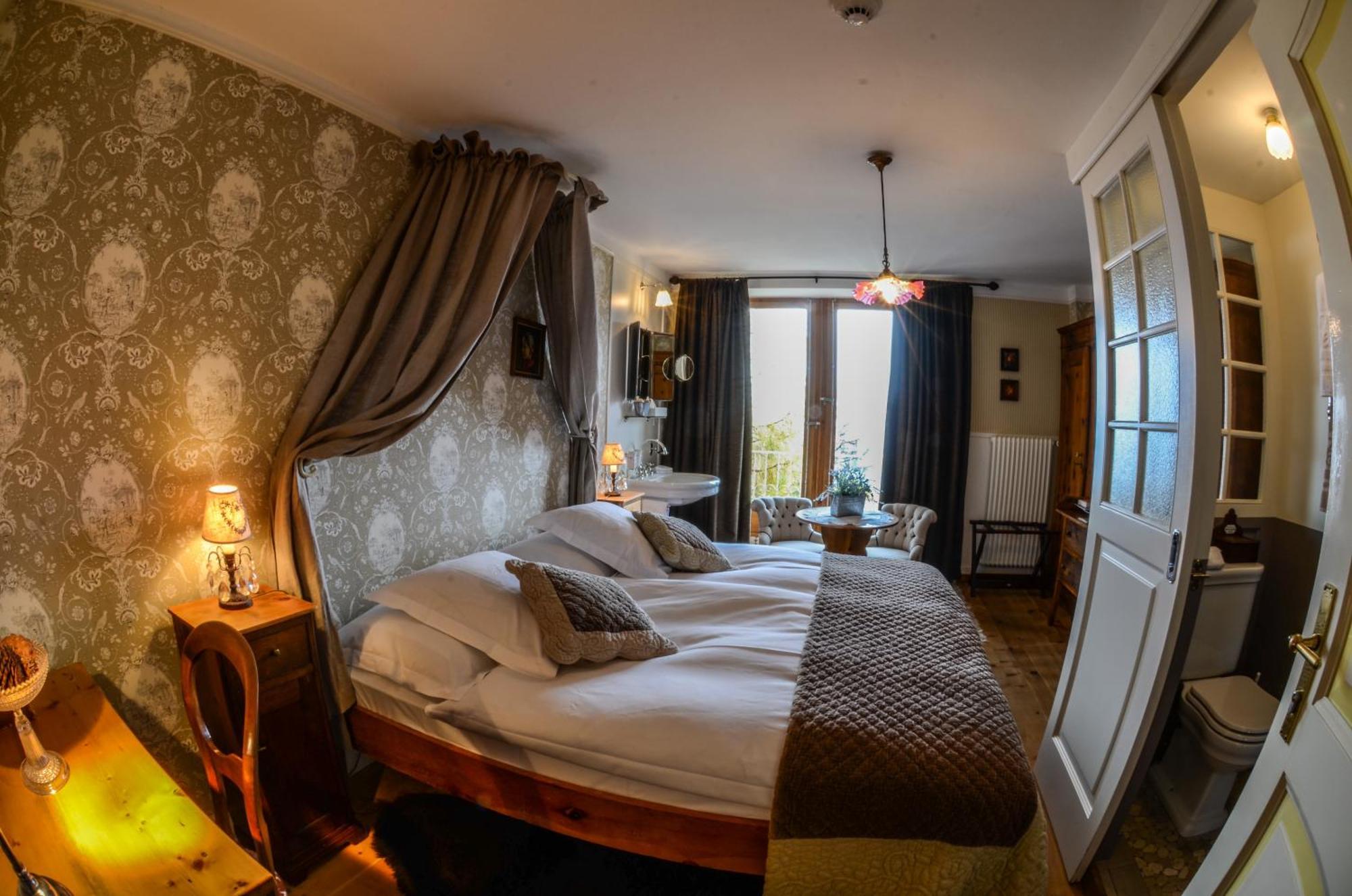 Hotel Bella Tola & Spa Saint-Luc Room photo